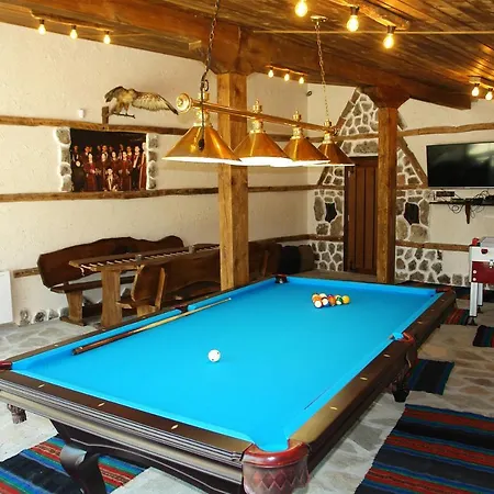 Guest house шато еркеч *