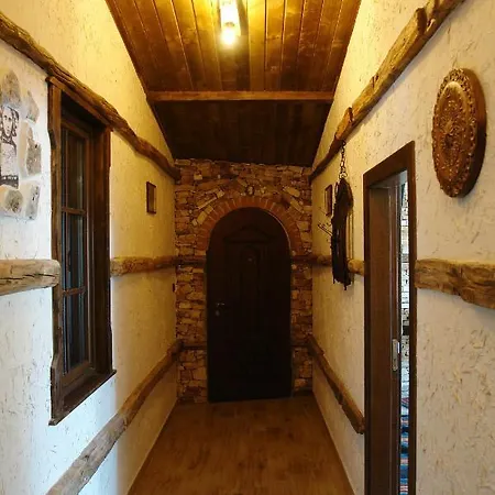 Guest house шато еркеч
