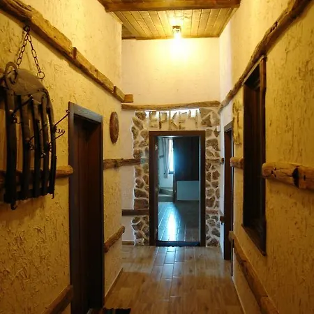 Guest house шато еркеч