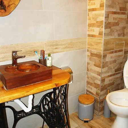 Guest house шато еркеч *