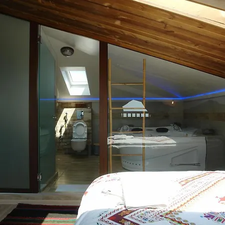 Guest house шато еркеч Kozichino