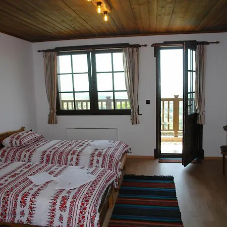 Guest house шато еркеч
